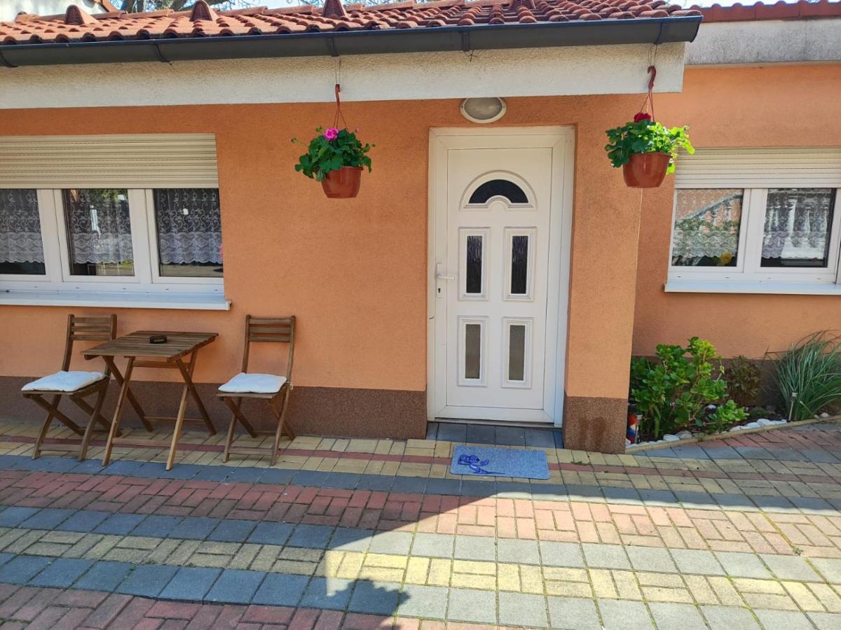 Domov Carlotka Lägenhet Bratislava Exteriör bild
